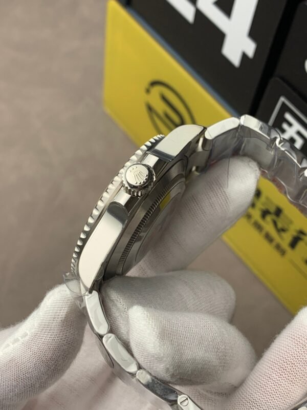 ROLEX-SUBMARINER-ref.M126610LV-0002-Elite Clone-41mm - Image 4